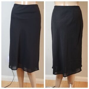 Lauren Ralph Lauren 100% wool black pencil skirt. Women's size 10.